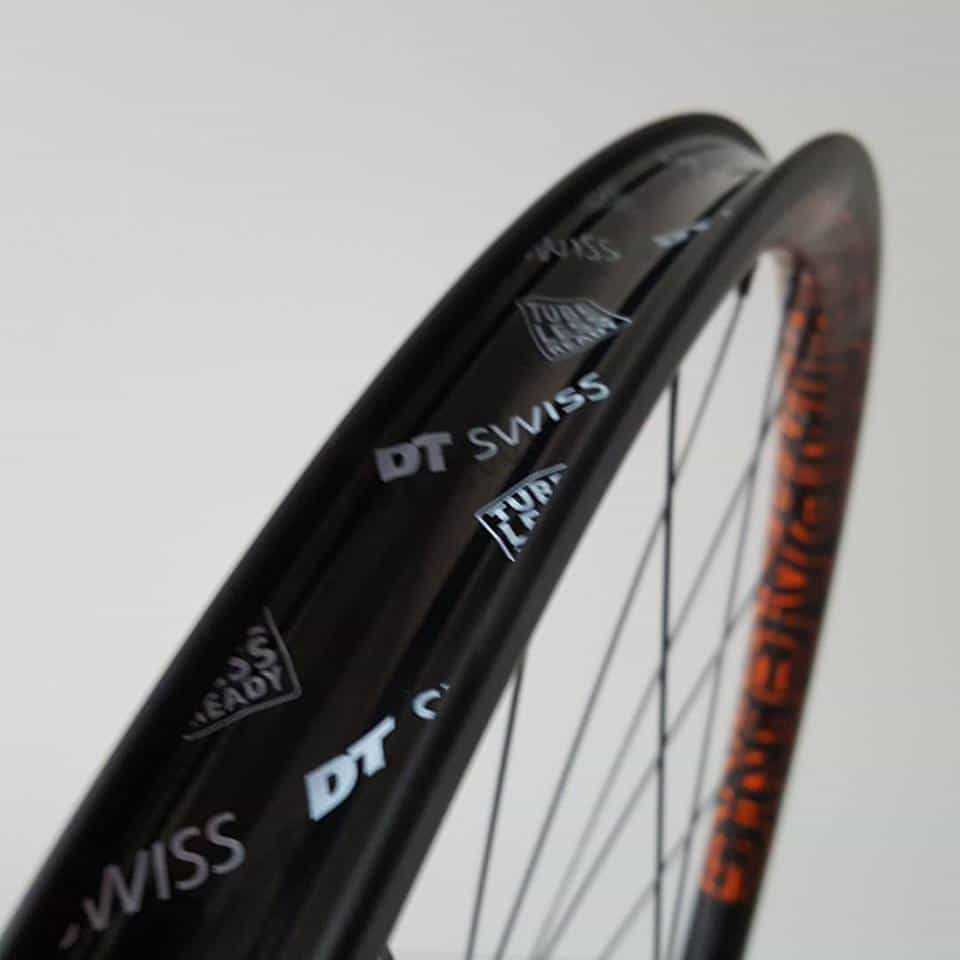 Pakistan rechtbank Lezen DT Swiss tubeless tape - Carbon Racing Cycle Sports | Racefietswielen